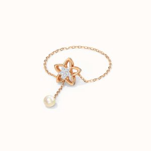 Caratglitz Designer Gold And Diamond Bracelet
