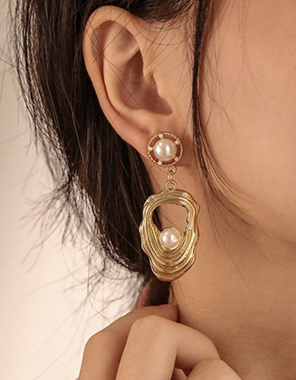 Earring