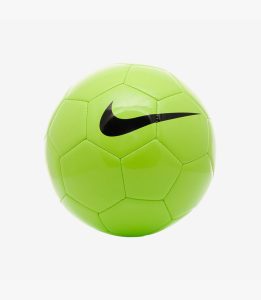 Nike Pitch Team Training Football